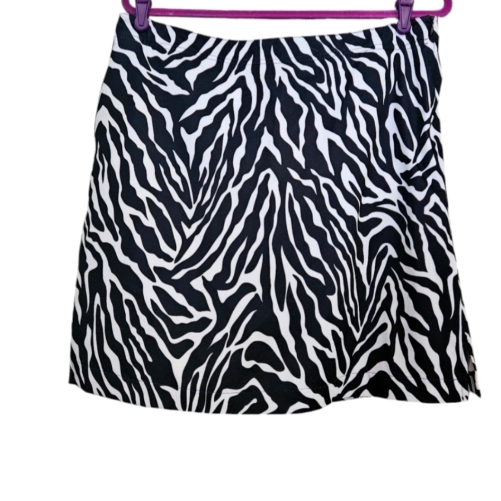 EP Pro/Newyork Zebra print black and white golf skort. Size 14